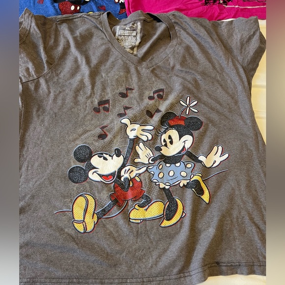 Disney Women’s Plus size 3 cotton tee’s - Picture 2 of 7